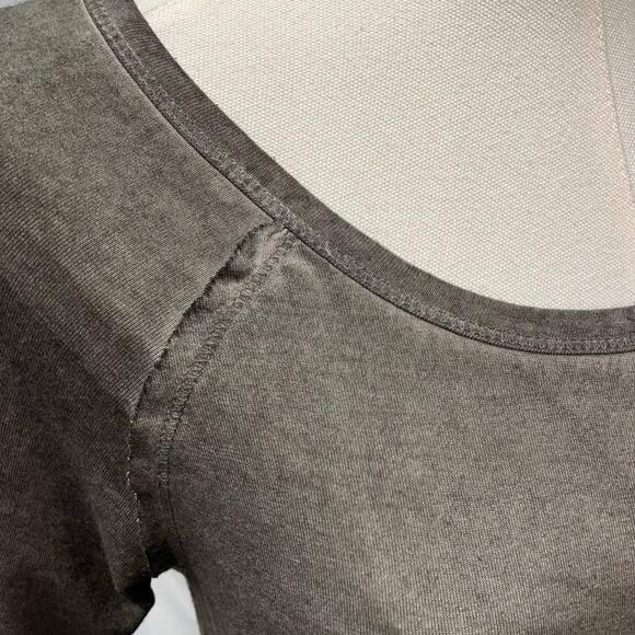 Dantelle Oil Dye Ruffle Hem Tunic‎ Top Grey Womens small Drop Waist Boho Grunge - Picture 7 of 13